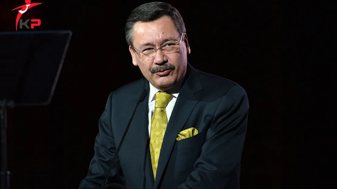 Melih Gökçek: Depremlerle Ekonomik Darbe Yapılarak Hükümet Düşürülmek İsteniyor