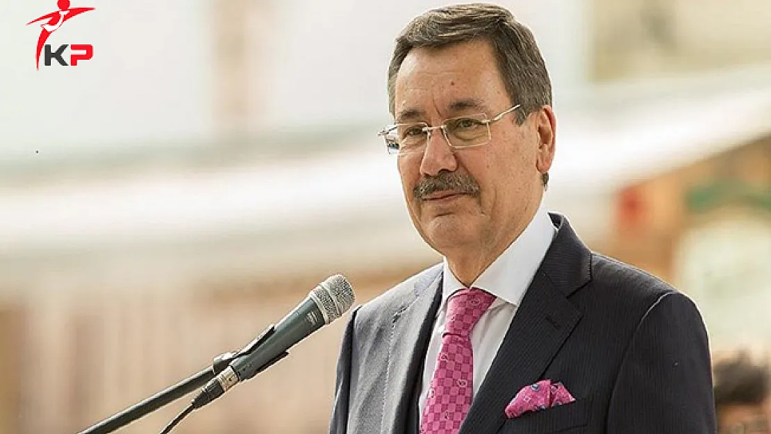 Melih Gökçek'ten Ankara'da Kaldırılan Dinozor Heykeline İlişkin Açıklama