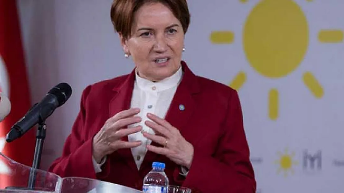Meral Akşener 100 Bin İmzayı Geçti