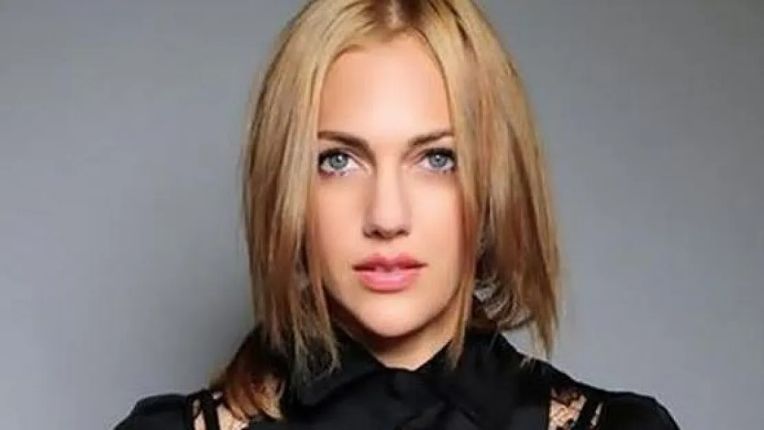 Meryem Uzerli uçakta zehirlendi! Ünlü oyuncu Uzerli'nin sağlık durumu nasıl?