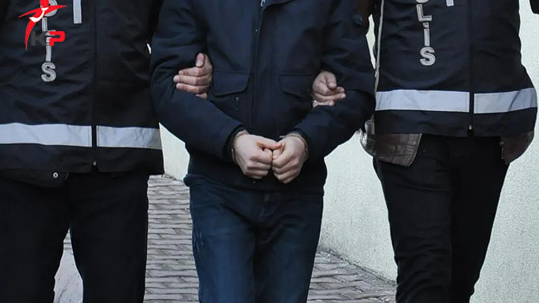 Meslekten İhraç Edilen 16 Öğretmen Gözaltına Alındı