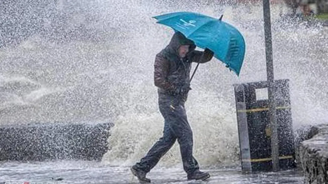 Meteoroloji akşam saatlerinde duyurdu! Çok kuvvetli yağış geliyor! Önleminizi alın!
