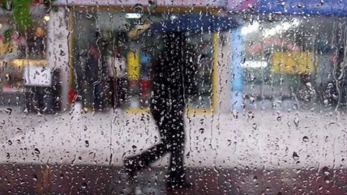 Meteoroloji akşam saatlerinde duyurdu! Çok şiddetli geliyor! 81 ilin hava durumu belli oldu..