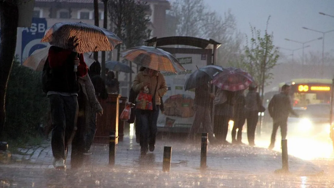 Meteoroloji bu sabah alarm verdi! Çok kuvvetli geliyor, felaket olacak: Bugün dışarı çıkmayın, peş peşe açıklandı