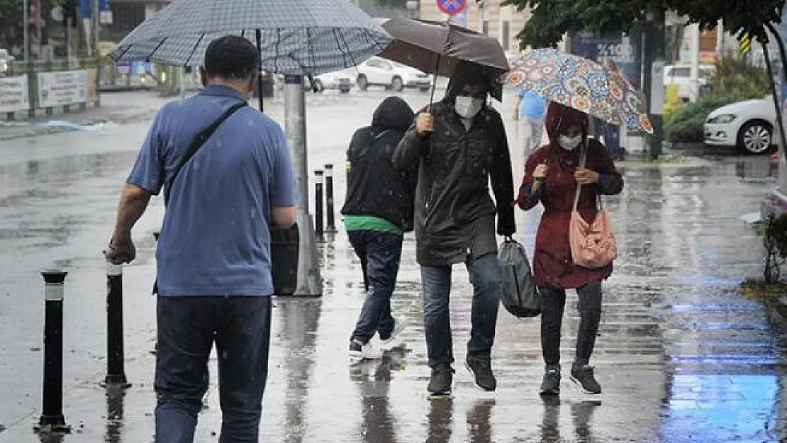 Meteoroloji duyurdu: Bugün gök gürültülü sağanak yağış var!