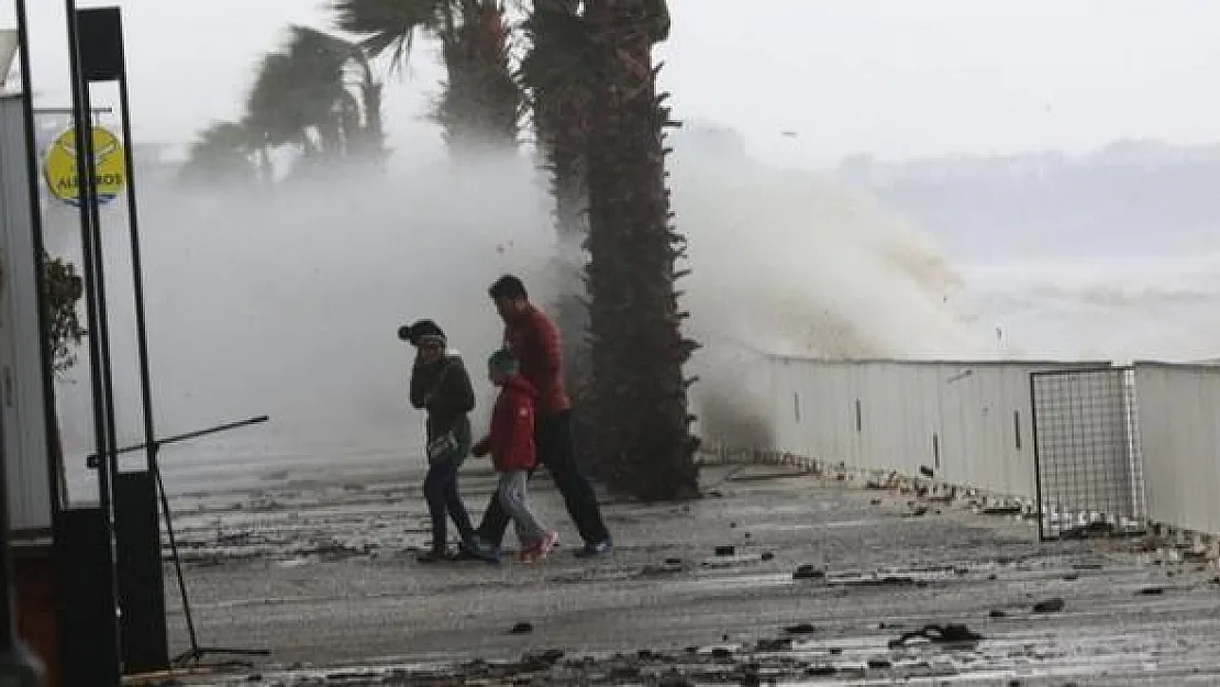 Meteoroloji duyurdu : Kuvvetli ve sert geliyor!