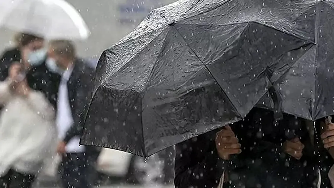 Meteoroloji kuvvetli yağış ve çığ için uyarı yaptı! Bu bölgelerdeki vatandaşların tedbirli olması gerekli!