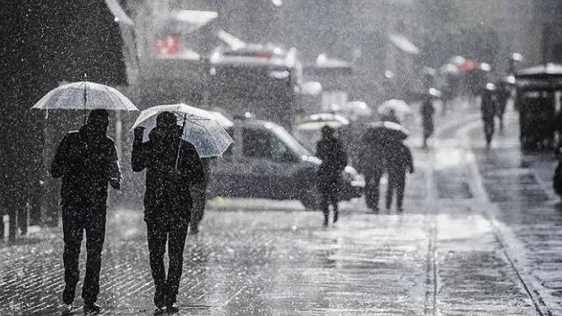 Meteoroloji o bölgeler için kuvvetli yağış uyarısı yaptı!