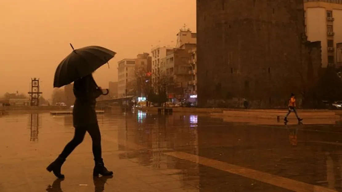 Meteoroloji O İlleri Saat Vererek Uyardı ! Çamur Yağacak