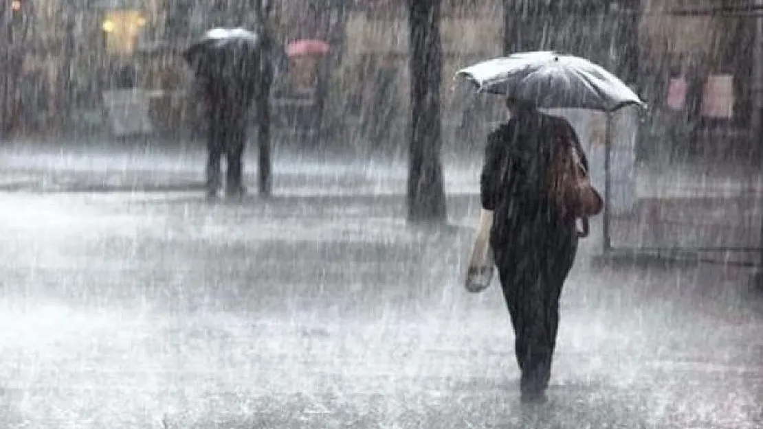 Meteoroloji son dakika hava durum bilgisini paylaştı! 7 bölgeye bu gece çok kuvvetli gelecek!