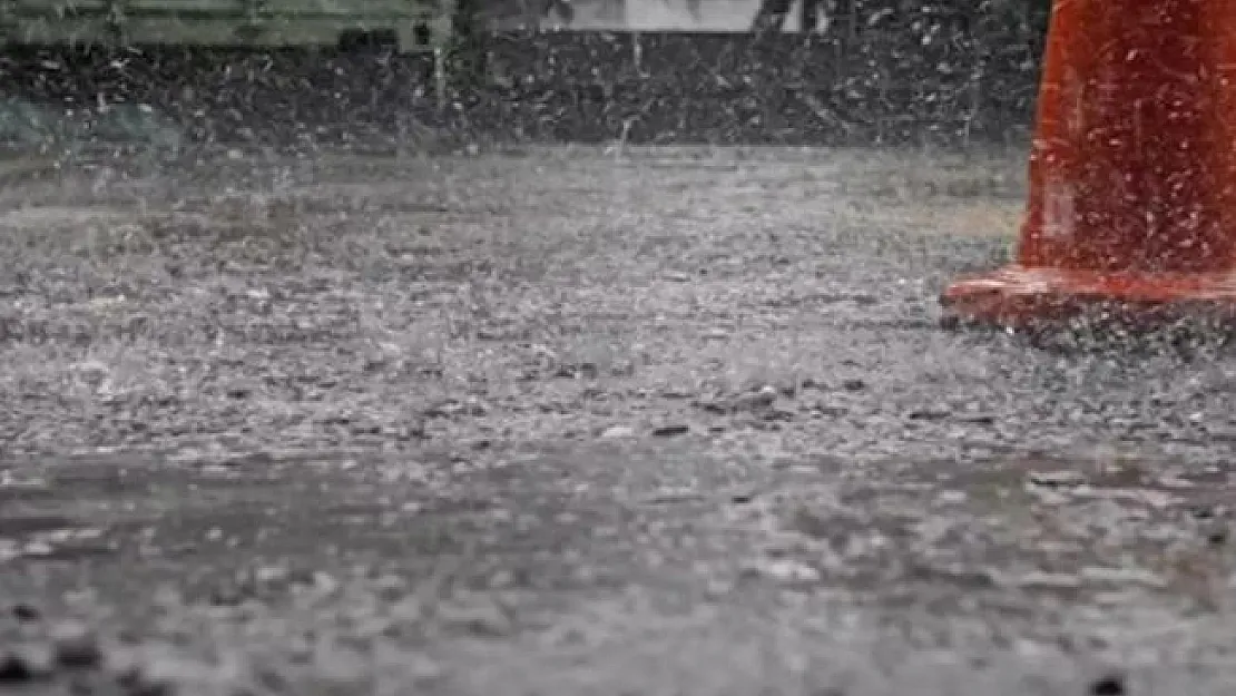 Meteoroloji uyardı! Çamur yağabilir!