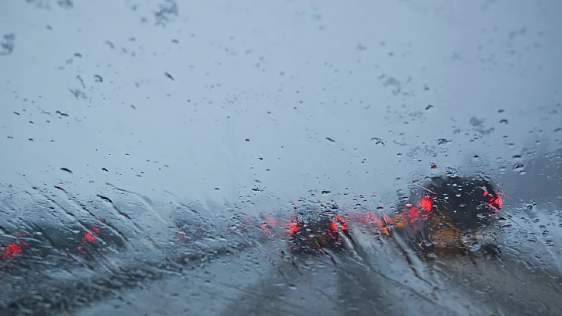 Meteoroloji uyarılarını peş peşe sıraladı! O saatlere çok dikkat edin!