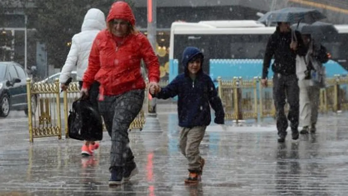Meteorolojiden kuvvetli sağanak yağış uyarısı geldi