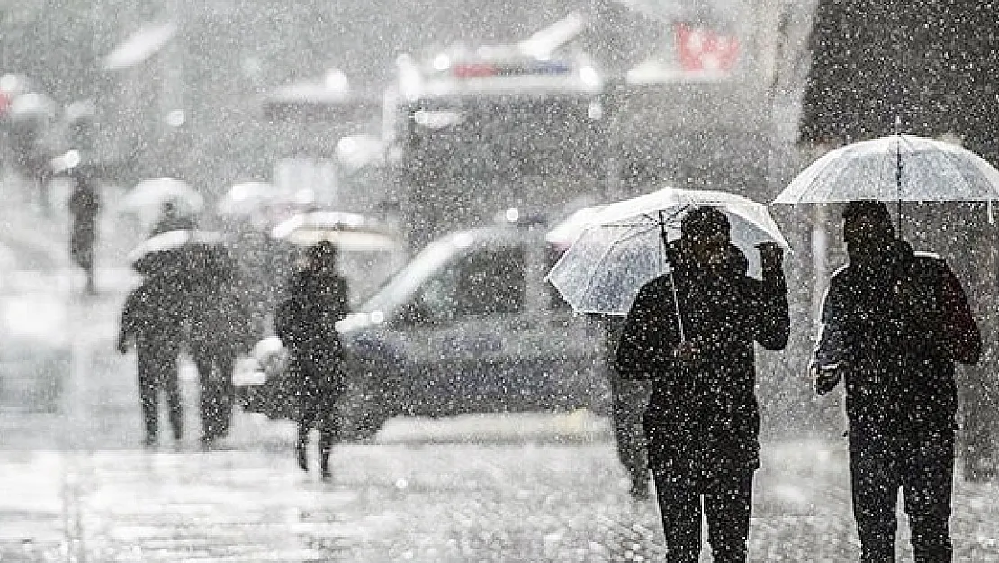 Meteoroloji'den sağanak yağış uyarısı! Sıcaklıklar düşecek!