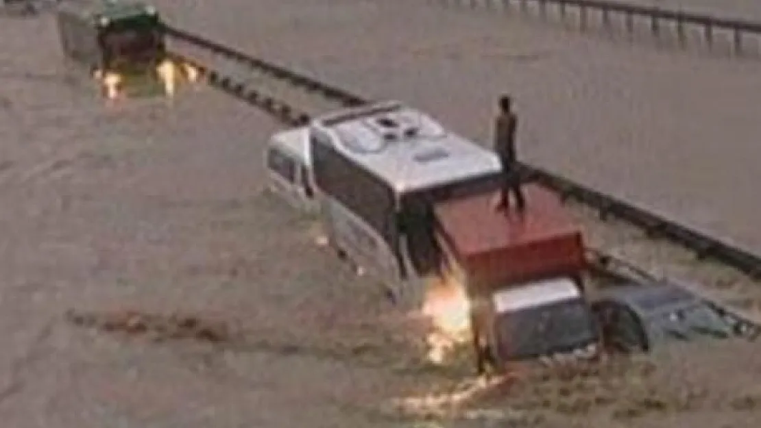 Meteorolojiden son dakika uyarısı! Çok kuvvetli sağanak yağış ve sel uyarısı yapıldı!