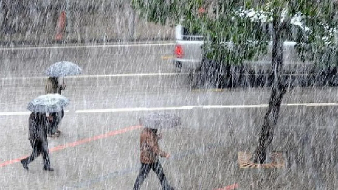 Meteoroloji'den Yağış Uyarısı- İlerleyen Saatlerde Başlayacak