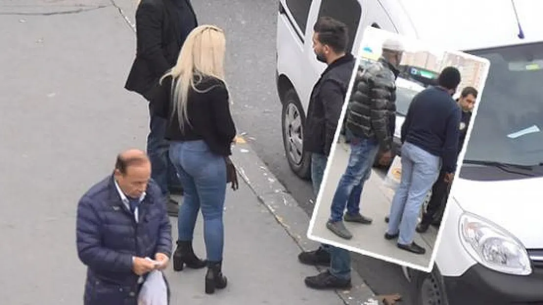 Metrobüs'te İğrenç Olay ! Arbede Çıktı