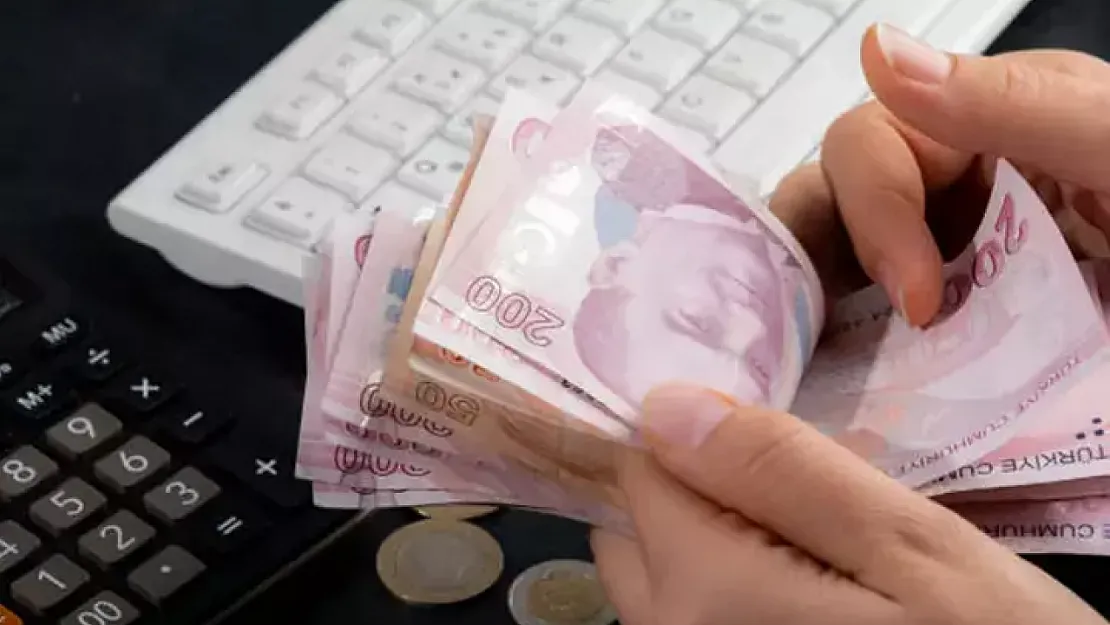 Mevduat Faizleri Sert Düştü! Bankalardan Yeni Oranlar ve Faizsiz Kredi Sürprizi