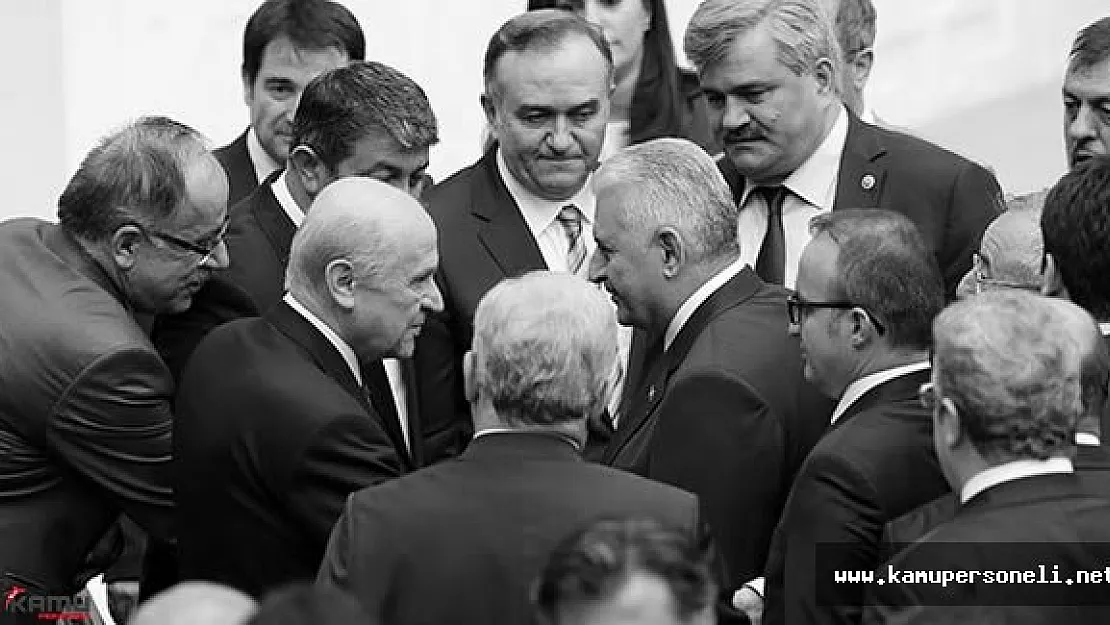 MHP Genel Başkanı Devlet Bahçeli , Başbakan Binali Yıldırım'ı Aradı