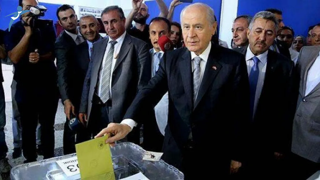 MHP Lideri Devlet Bahçeli Oyunu Kullandı!