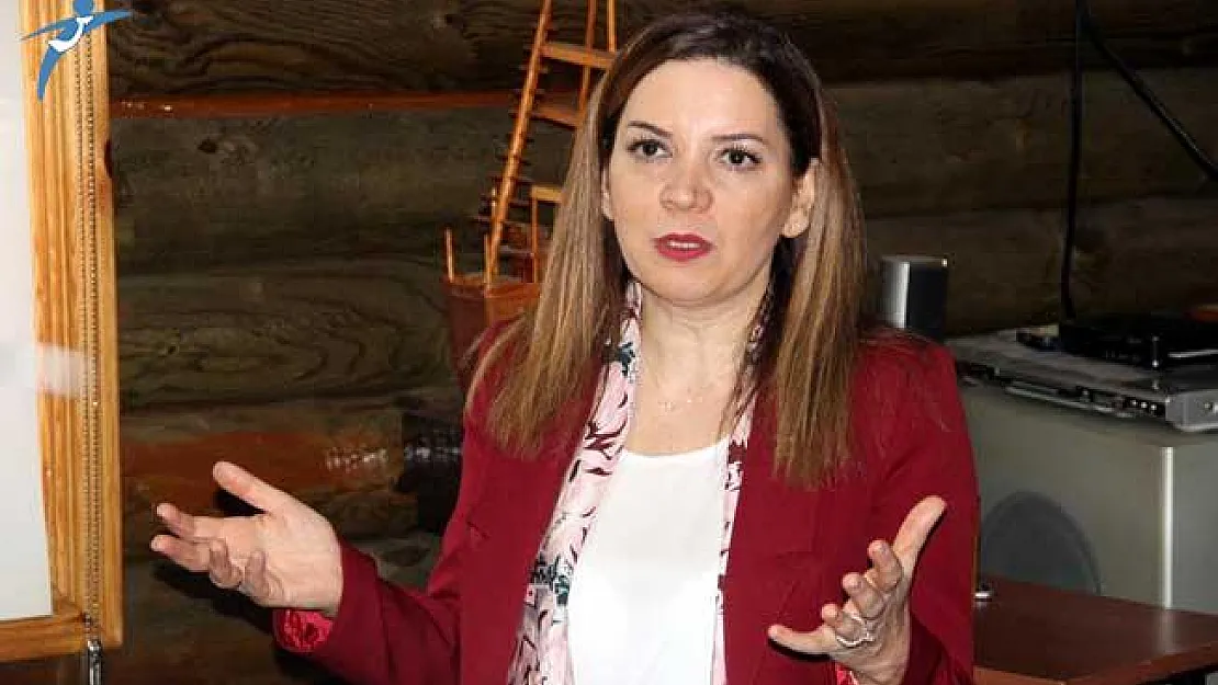 MHP Milletvekili Arzu Erdem'den EYT Paylaşımı:&quotEmeklilikte Yaşa Takılanlar Kimler?"