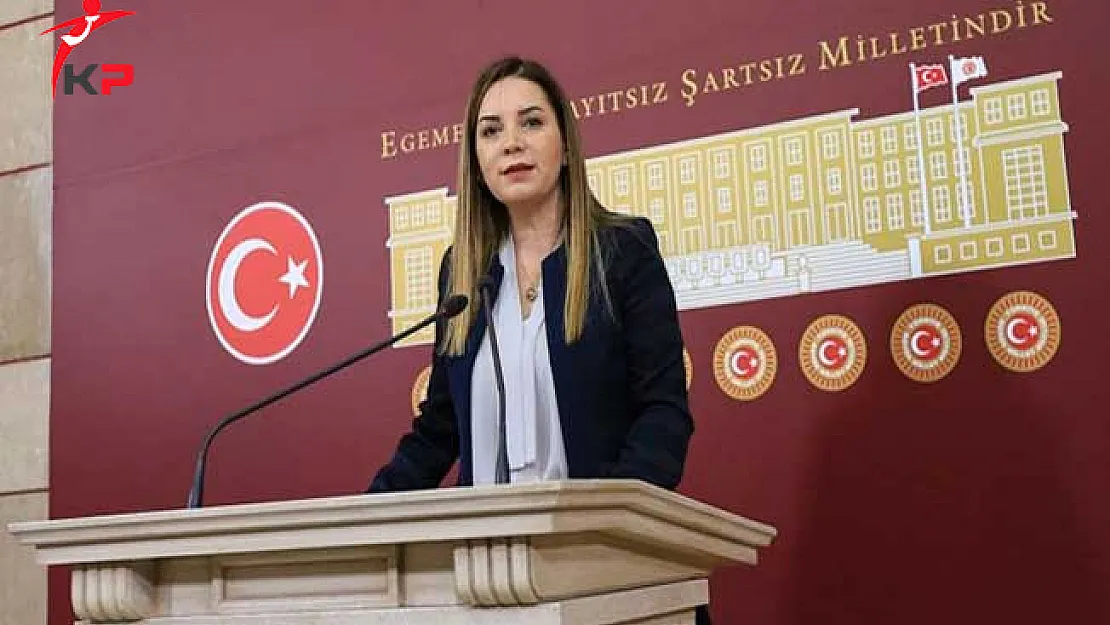MHP Milletvekili Azru Erdem'den 40 Bin Öğretmen Ataması Yapılsın Talebi!
