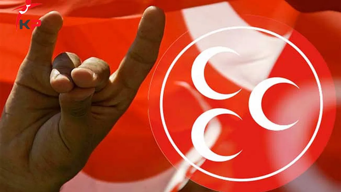 MHP'de İstifalar Sürüyor! Çok Sayıda Üye Meral Akşener'in Partisine Geçmek İçin İstifa Etti!