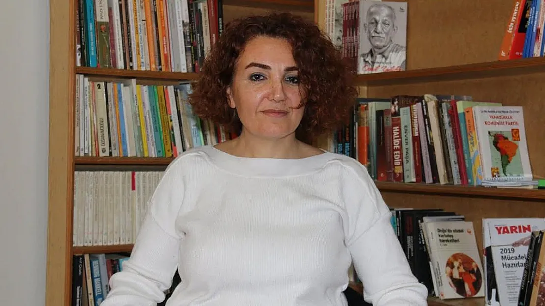 Milletvekili Çiçek Otlu'nun Çağrısı: 4 Kasım Utanç Günü ve Siyasi Darbe İddiası