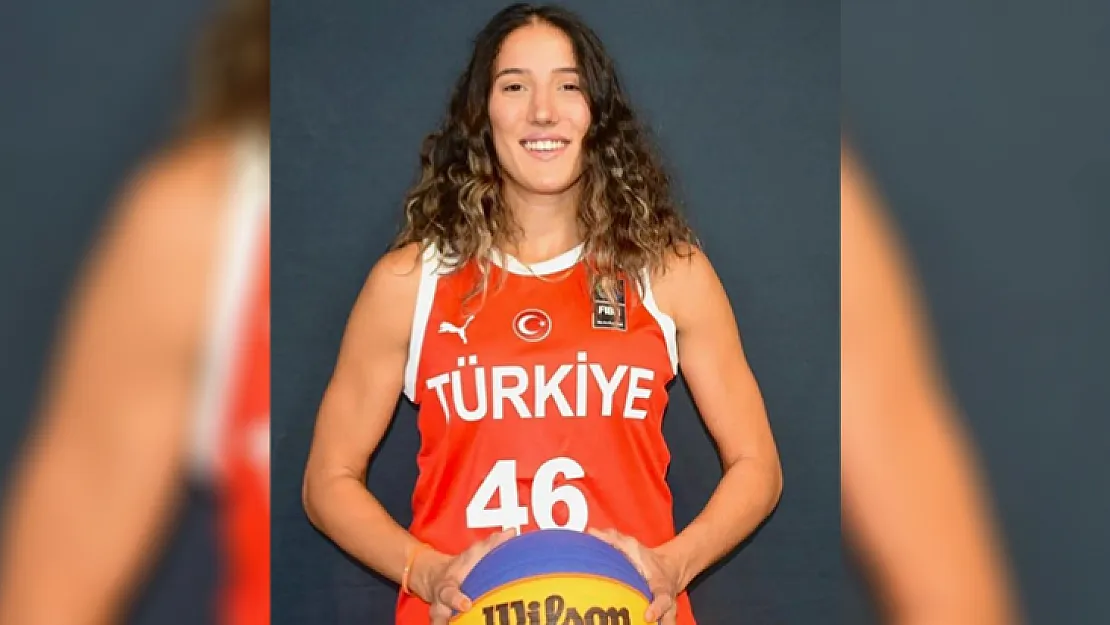Milli basketbolcu depreme ziyaret için gittiği babaannesinin evinde yakalandı! Nilay Aydoğan gözyaşları içinde toprağa verildi!
