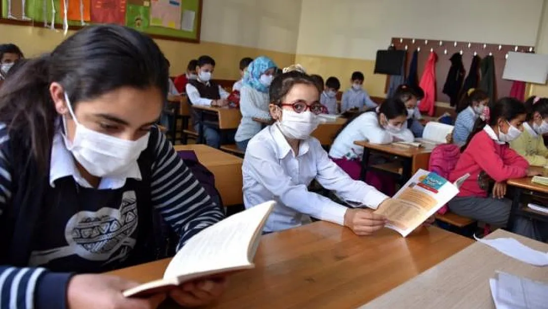 Milli Eğitim Bakanı Selçuk imzasıyla 81 ile resmi yazı gönderildi! Okul kantinleri hakkında flaş karar!