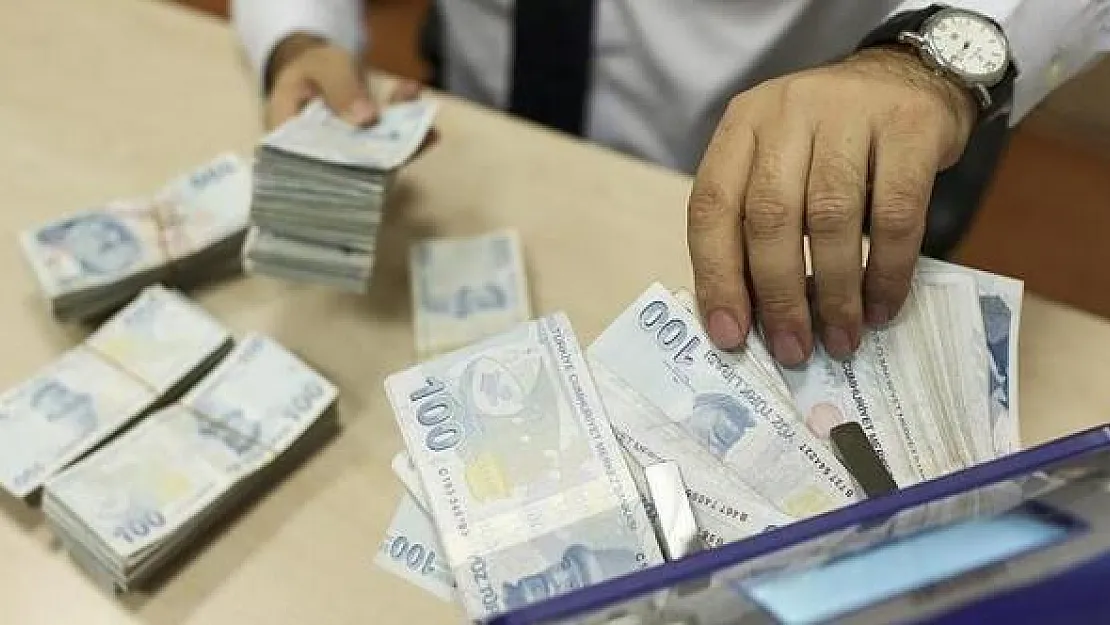 Milyonlarca Kişi Bekliyor! Emeklilere İlave Ödeme Yapılacak Mı?
