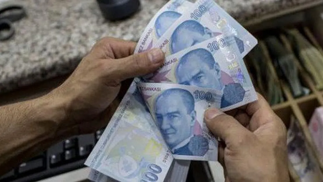 Milyonlarca öğrenciyi yakından ilgilendiriyor! Bursu kesilen öğrencinin bursu yeniden bağlandı