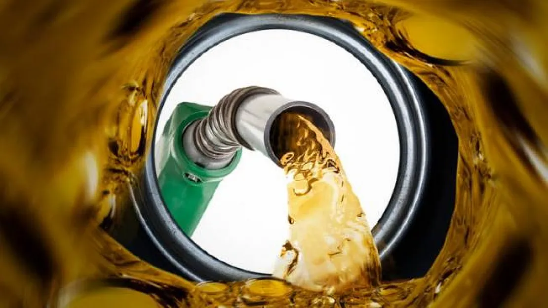 Motorinin litre fiyatına 10 kuruş zam yapıldı!