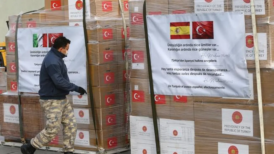 MSB tarafından üretilen koruyucu sağlık ekipmanları İtalya ve İspanya'ya gönderildi!
