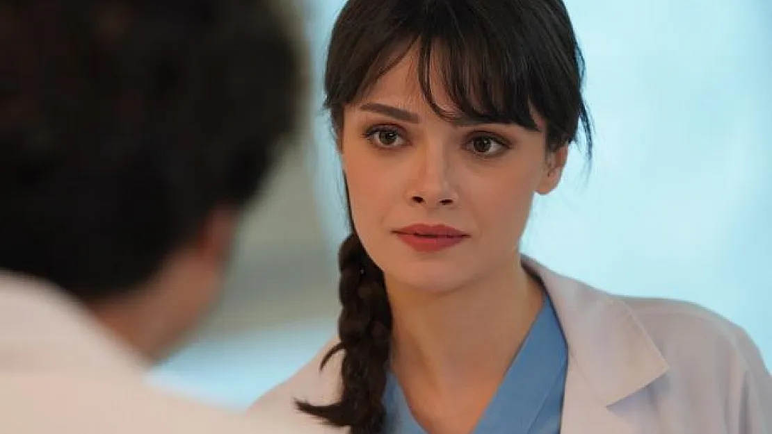 Mucize Doktor dizinde Doktor Nazlı'yı canlandıran Sinem Ünsal nasıl şöhret olduğunu anlattı!