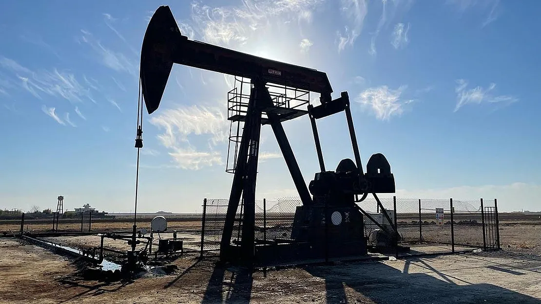 Müjdeli Haber Geldi: Kapatılmış Kuyulardan Petrol Çıktı