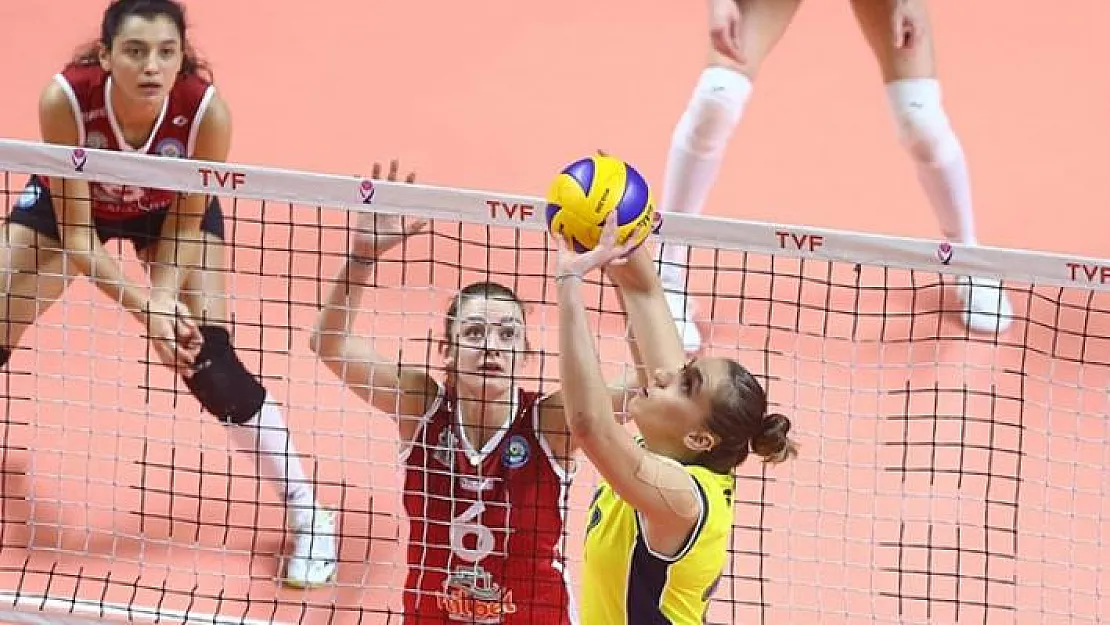 Nilüfer Belediyespor, deplasmanda Fenerbahçe'yi mağlup etti