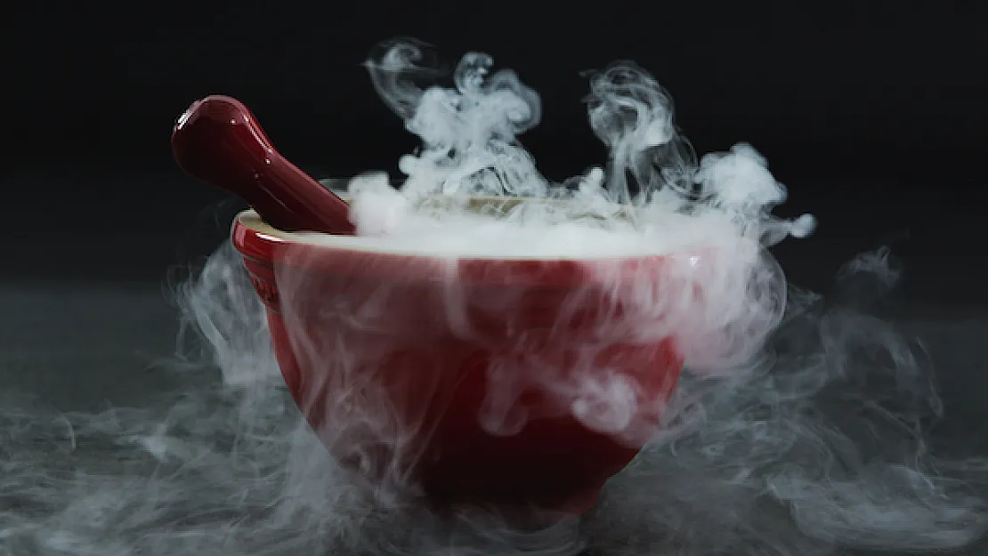 Nitrojen nedir nerelerde kullanılır? MasterChef nitrojenle yemek nasıl yapılır? Nitrojen sağlığa zararlı mı?