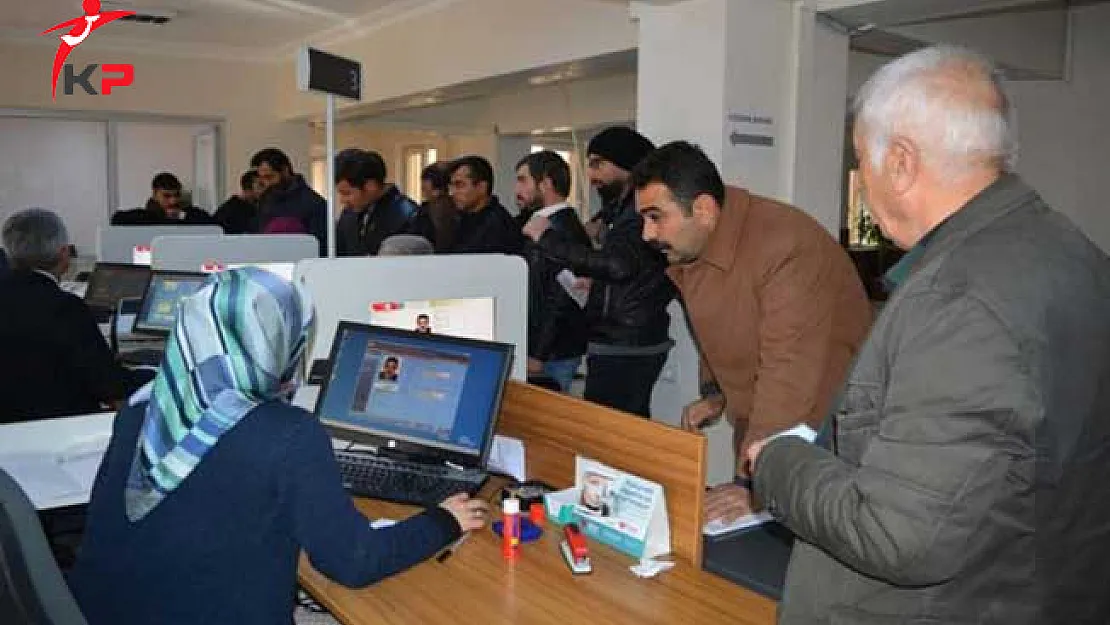 Nüfus Müdürlüklerinde İğne Atsan Yere Düşmüyor ! Gitmeden Öne Bir Kez Daha Düşünün