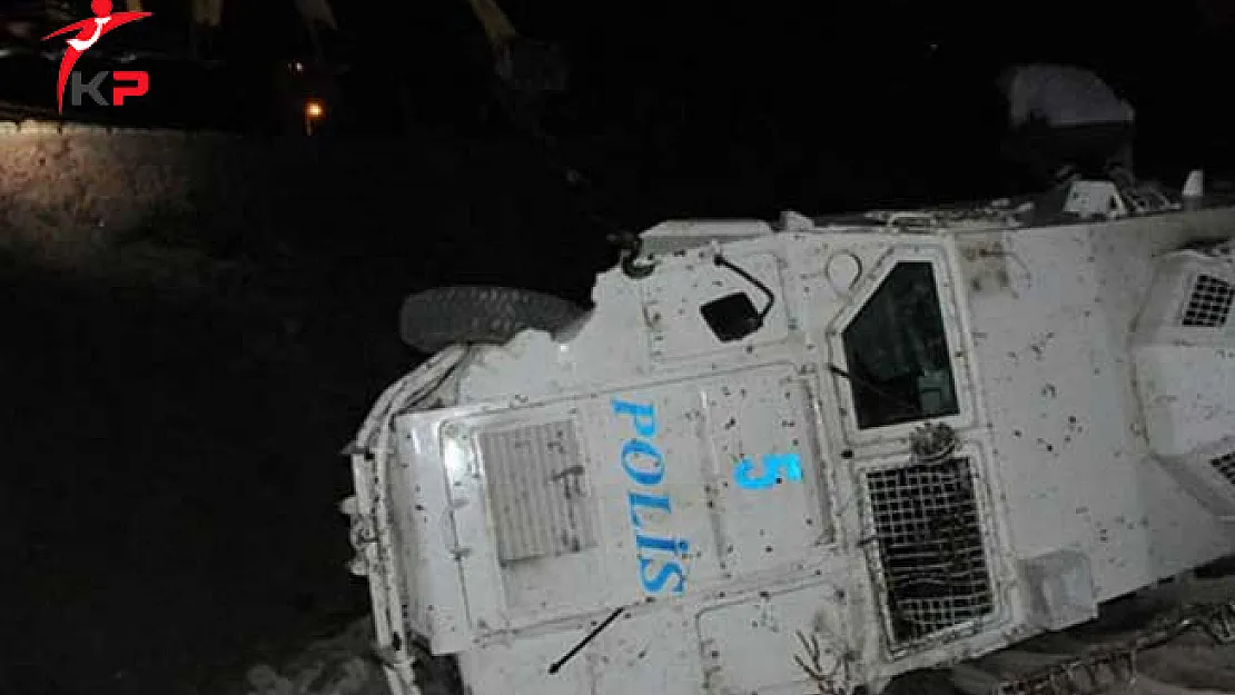 Nusaybin'de Zırhlı Polis Aracı Devrildi! Yaralı Polisler Var