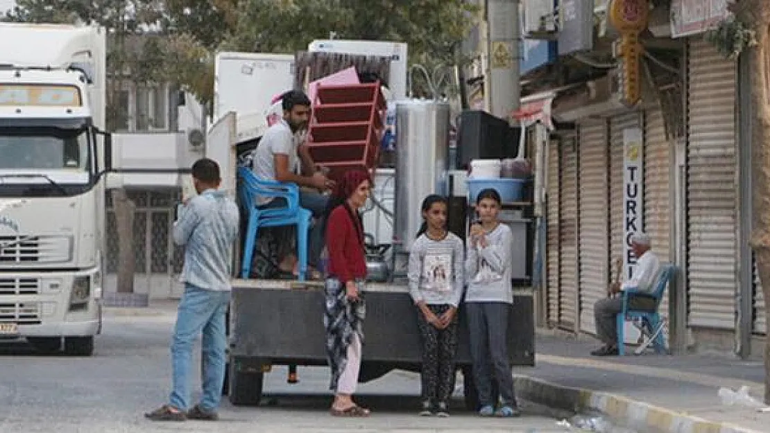 Nusaybin'den Mardin'e çocuklarını kurtarmak için taşınıyorlar!