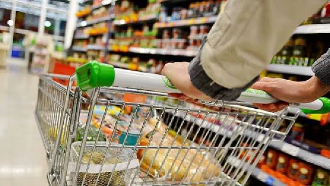 O markette vatandaşa destek gıda paketi hazırlandı! Şeker, Un, Çay ve 5 litre ayçiçek yağı toplam 210 TL'ye satılmaya başlandı