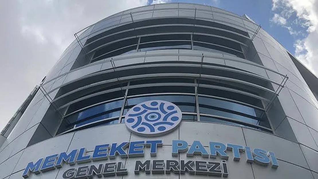 O Partide İstifa Depremi! Üst Düzey 6 Yönetici İstifa Etti!