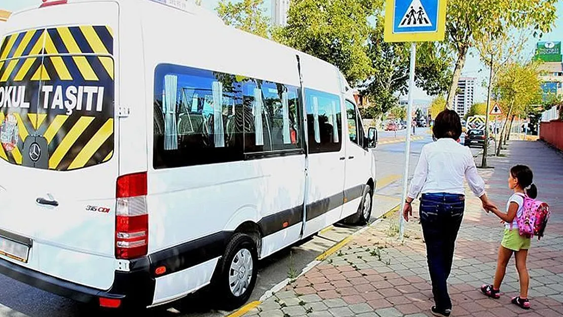 Öğrenci Servislerine Kallavi Zam! Yeni Zamlı Tarife Kaç Lira Oldu?