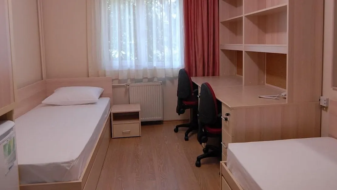 Öğrenci Yurdu Olarak Kullanılan Mesken İcradan Satılıyor