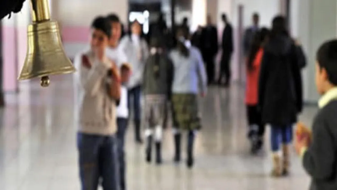 Öğrenciler Dikkat ! 40 Dakika Teneffüs Uygulaması Hayata Geçirildi