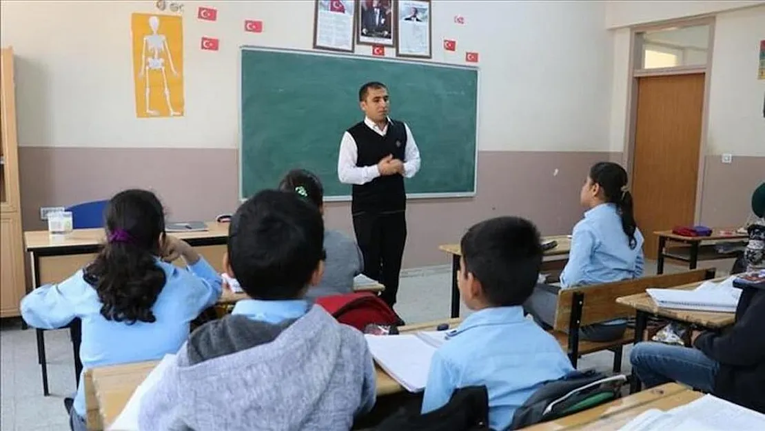 Öğretmen alımı başvuruları 17 Aralık 2021 tarihinde başladı!