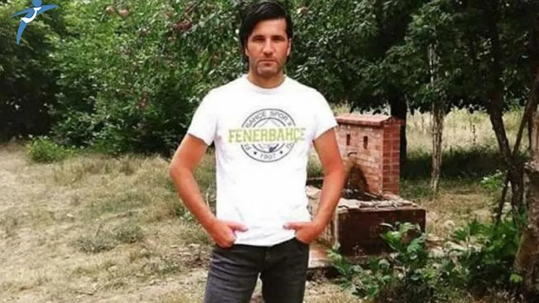 Okuldan İstenilen Kıyafeti Çocuğuna Alamayan Baba İntihar Etti
