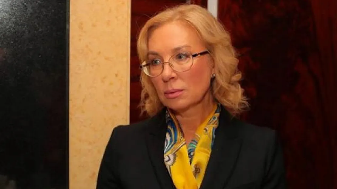Ombudsman canlı yayın sırasında bayıldı