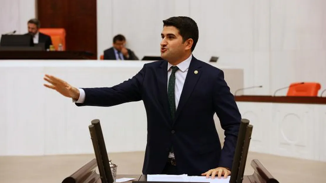 Onursal Adıgüzel, internet kullanıcılarının üzerindeki maddi külfetin daha da artacağını söyledi